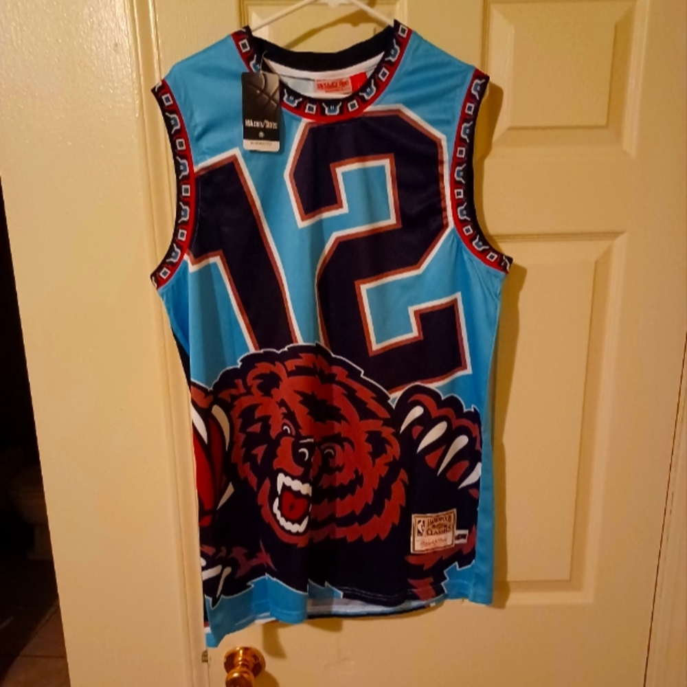 Memphis Grizzlies jersey!!final price